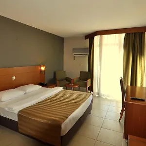 Ξενοδοχείο Surtel Κουσάντασι
