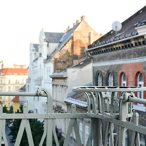 https://papnovelde-royal-inn-inner-city.inbudapesthotels.com